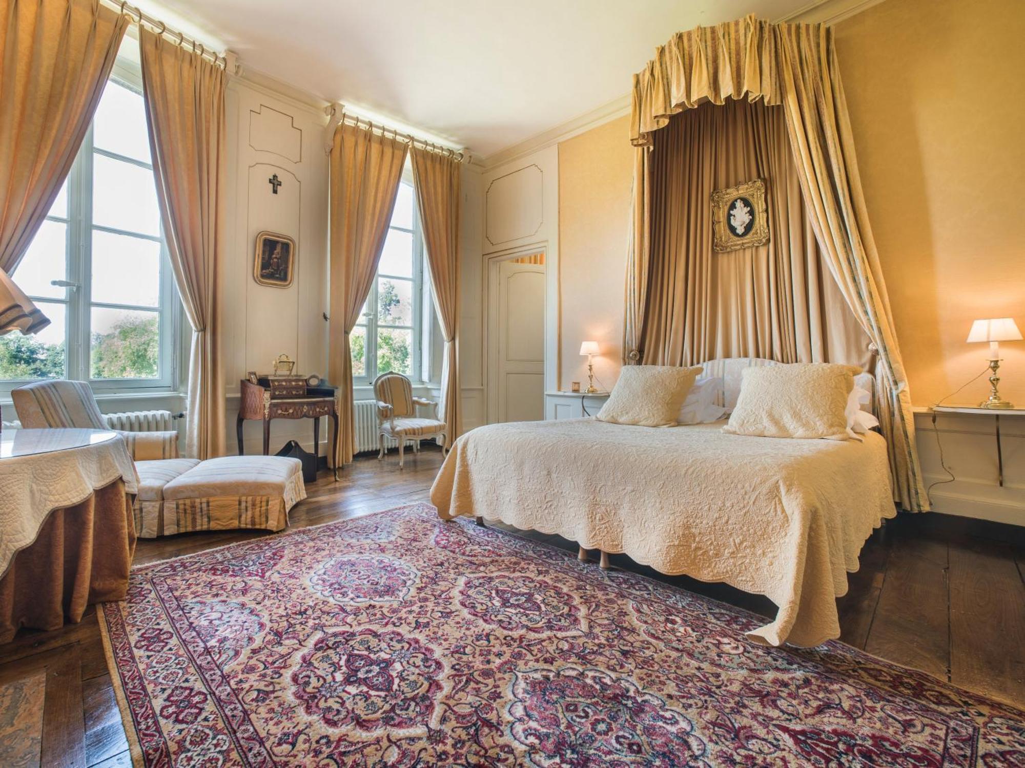 Chateau De Bouceel - Mont Saint Michel Vergoncey Стая снимка